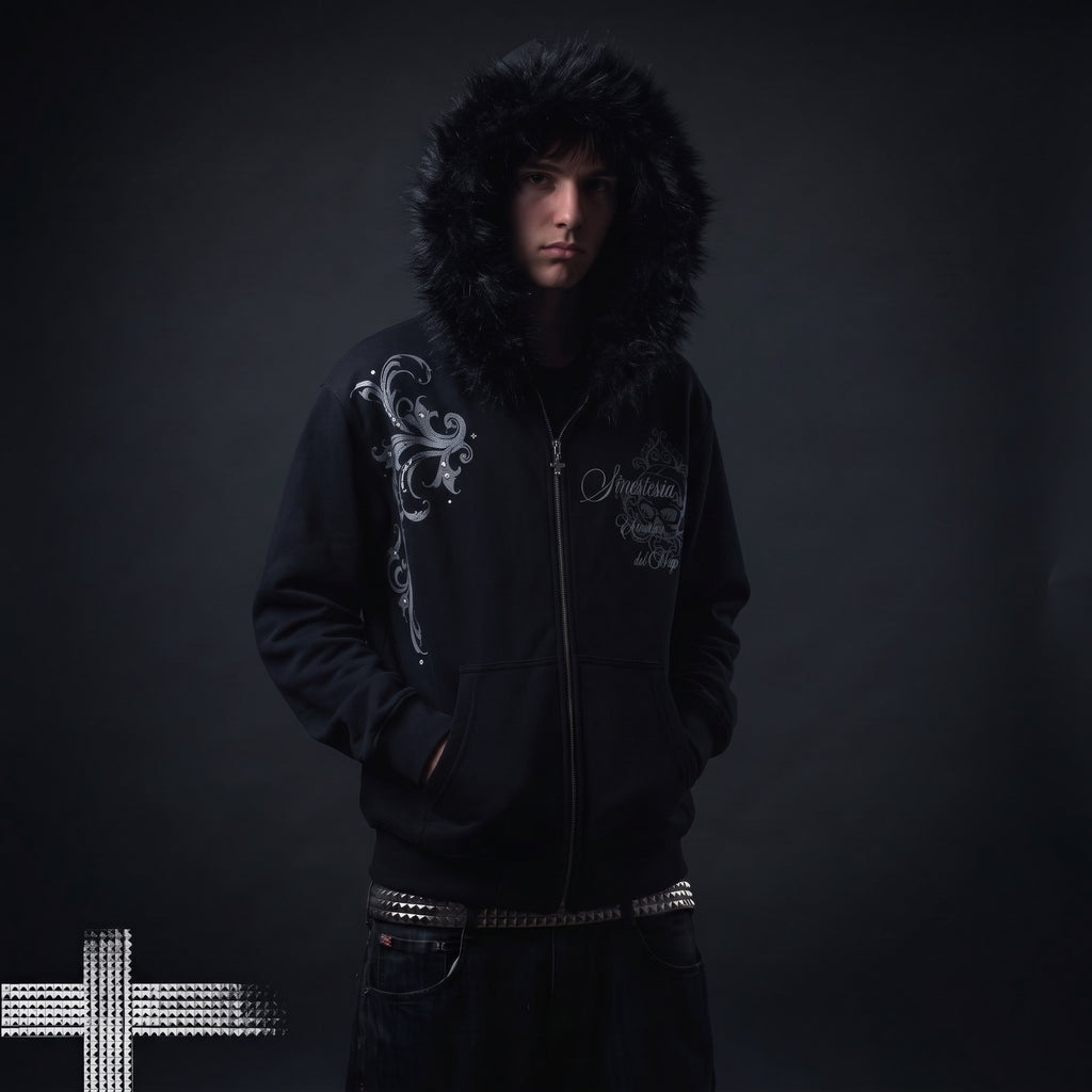 Moletom Preto Estampado com Zíper e Capuz