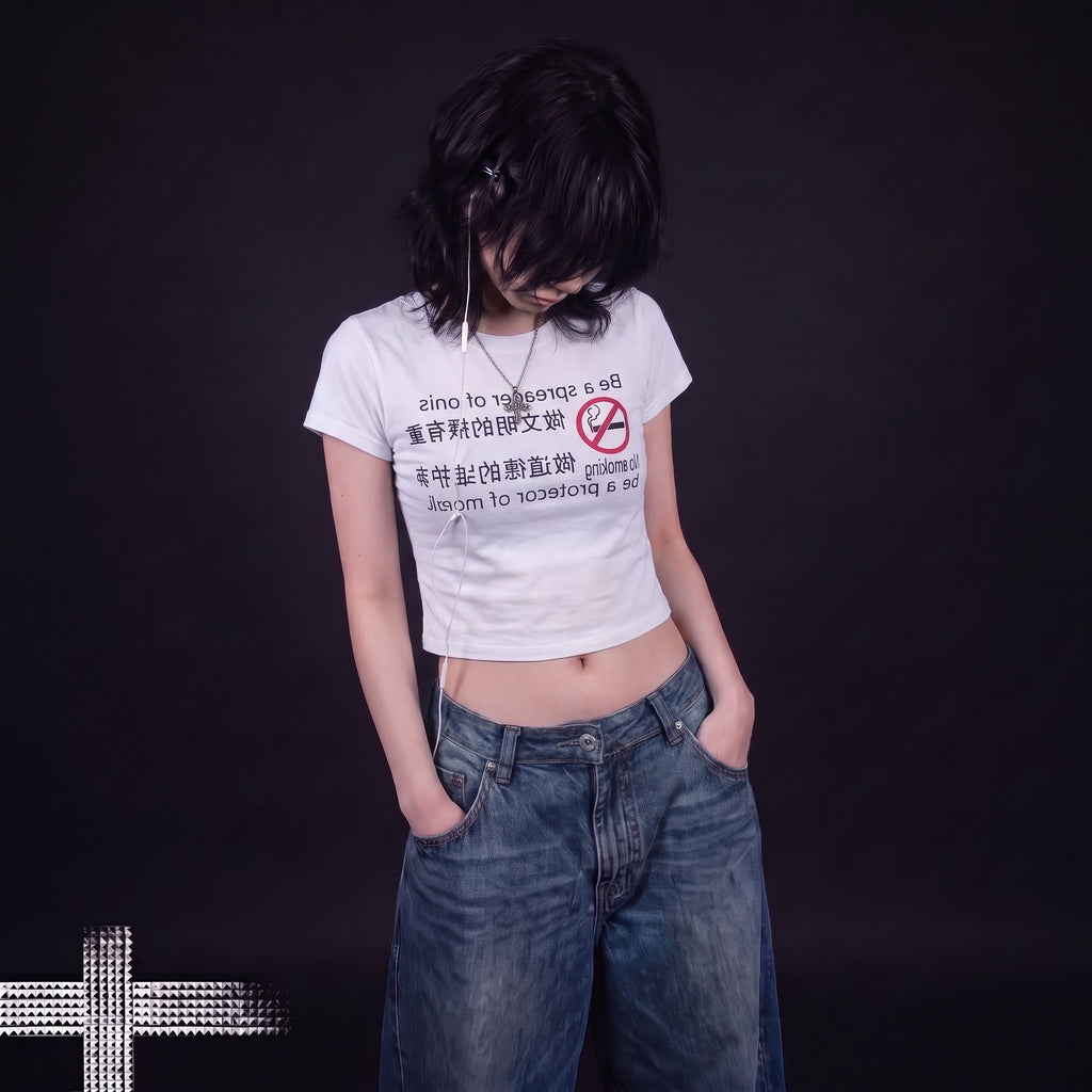 Camiseta Emo Punk Y2K Estampa Satírica "No Smoking"