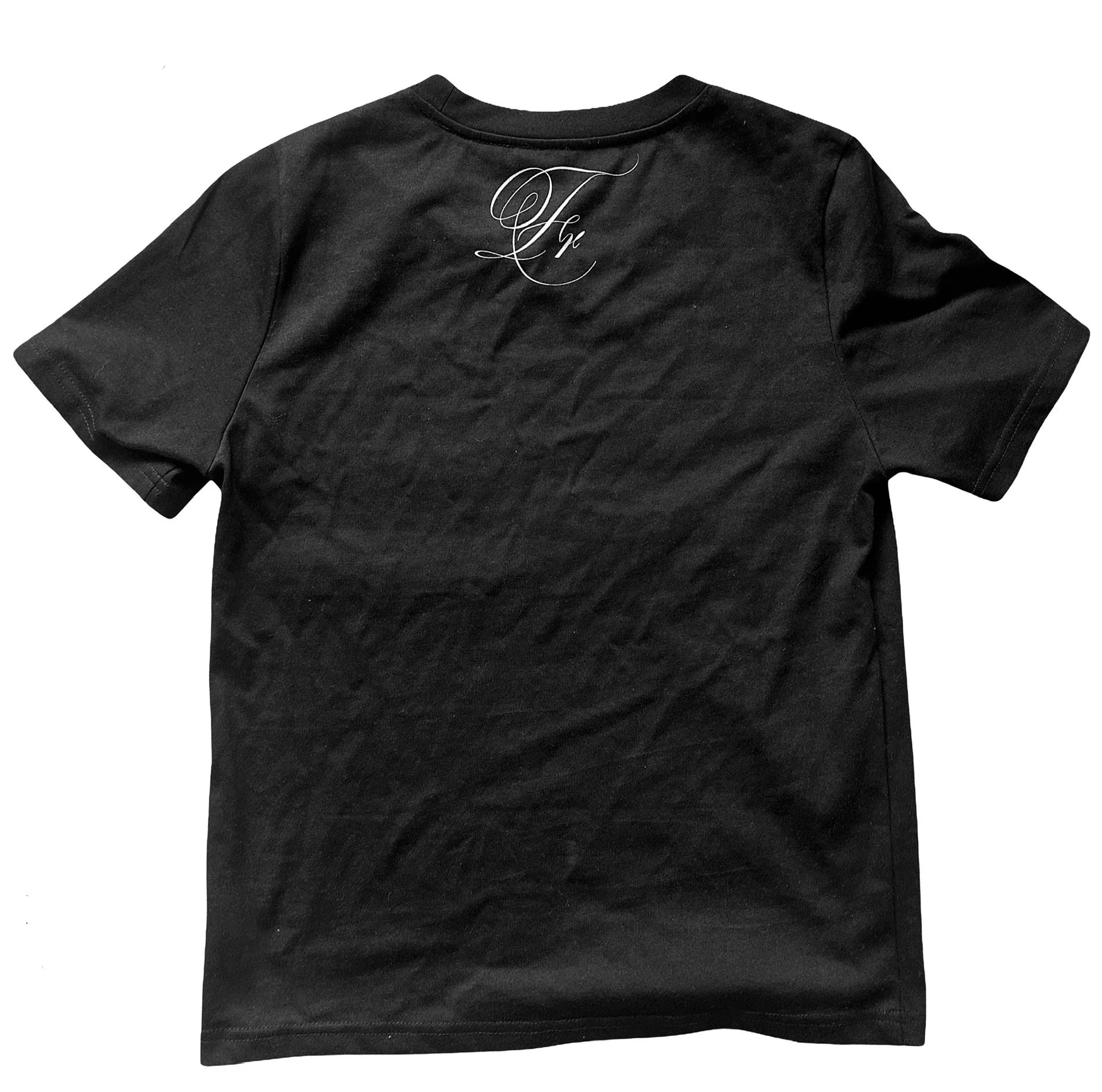 Camiseta Oversized Letreiro Gótico Y2K