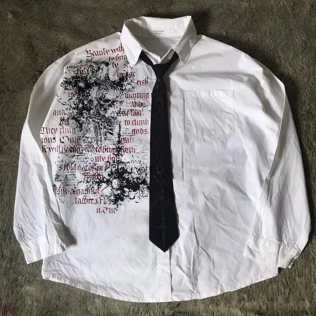Camisa de Botão Y2K Nu Metal com Gravata Dark e Lettering