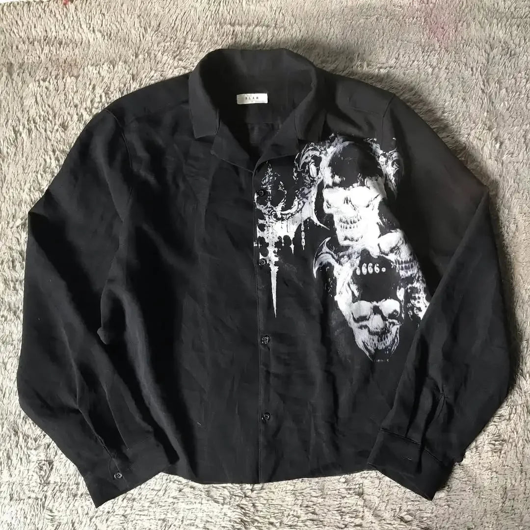 Camisa de Botão Y2K Nu Metal com Gravata Dark e Lettering