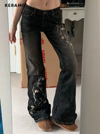 Calça Jeans Preta Flare com Bordado Floral Y2K