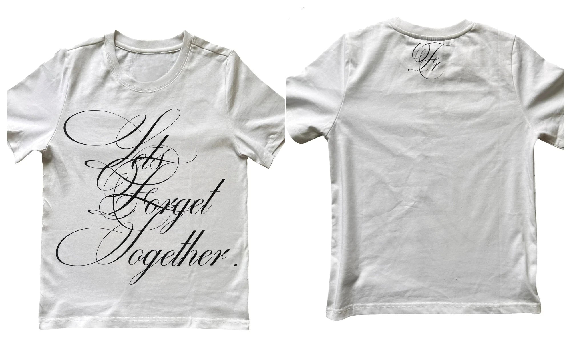 Camiseta Oversized Letreiro Gótico Y2K