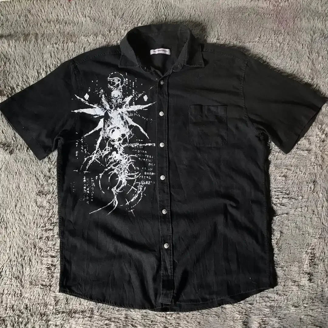 Camisa de Botão Y2K Nu Metal com Gravata Dark e Lettering