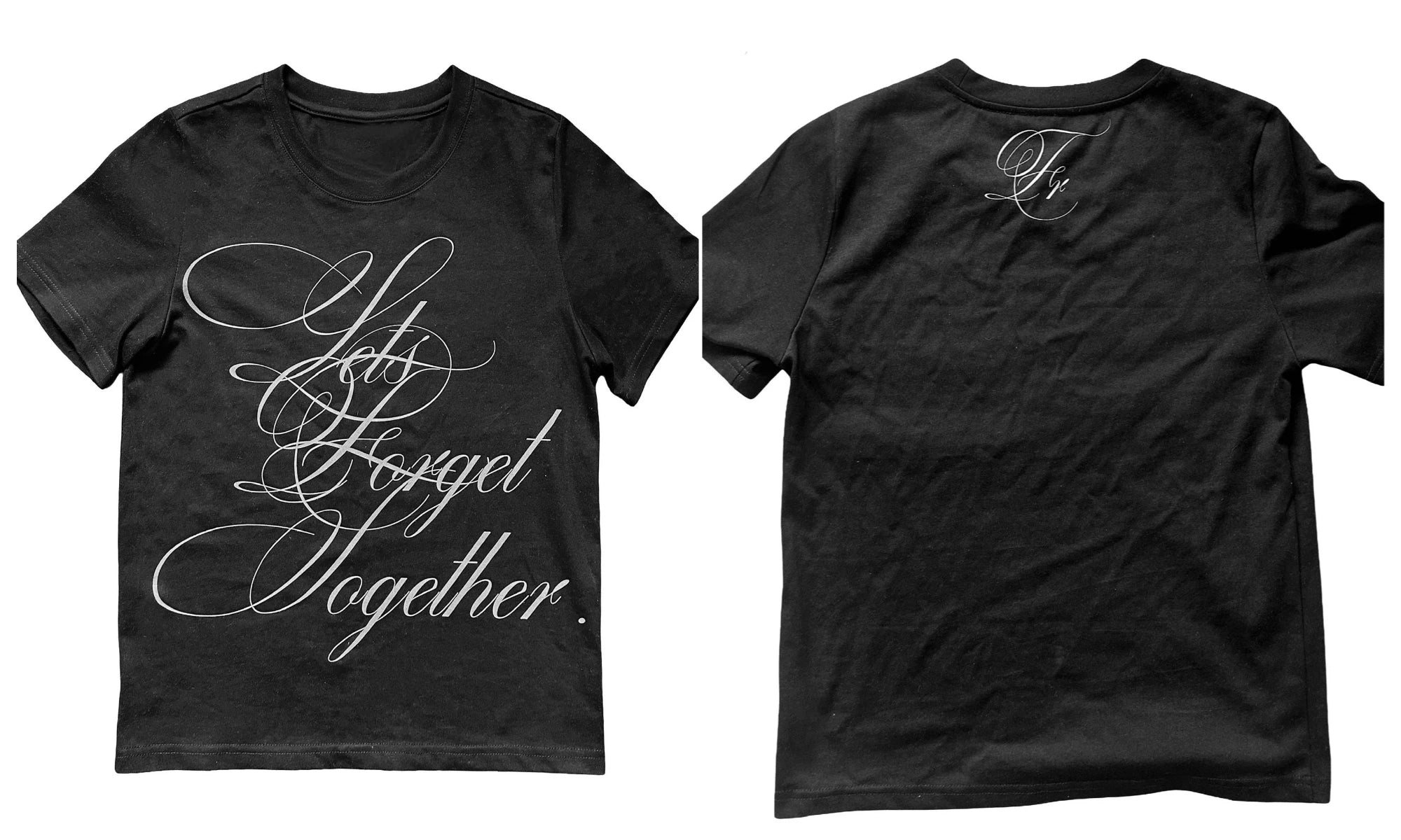 Camiseta Oversized Letreiro Gótico Y2K