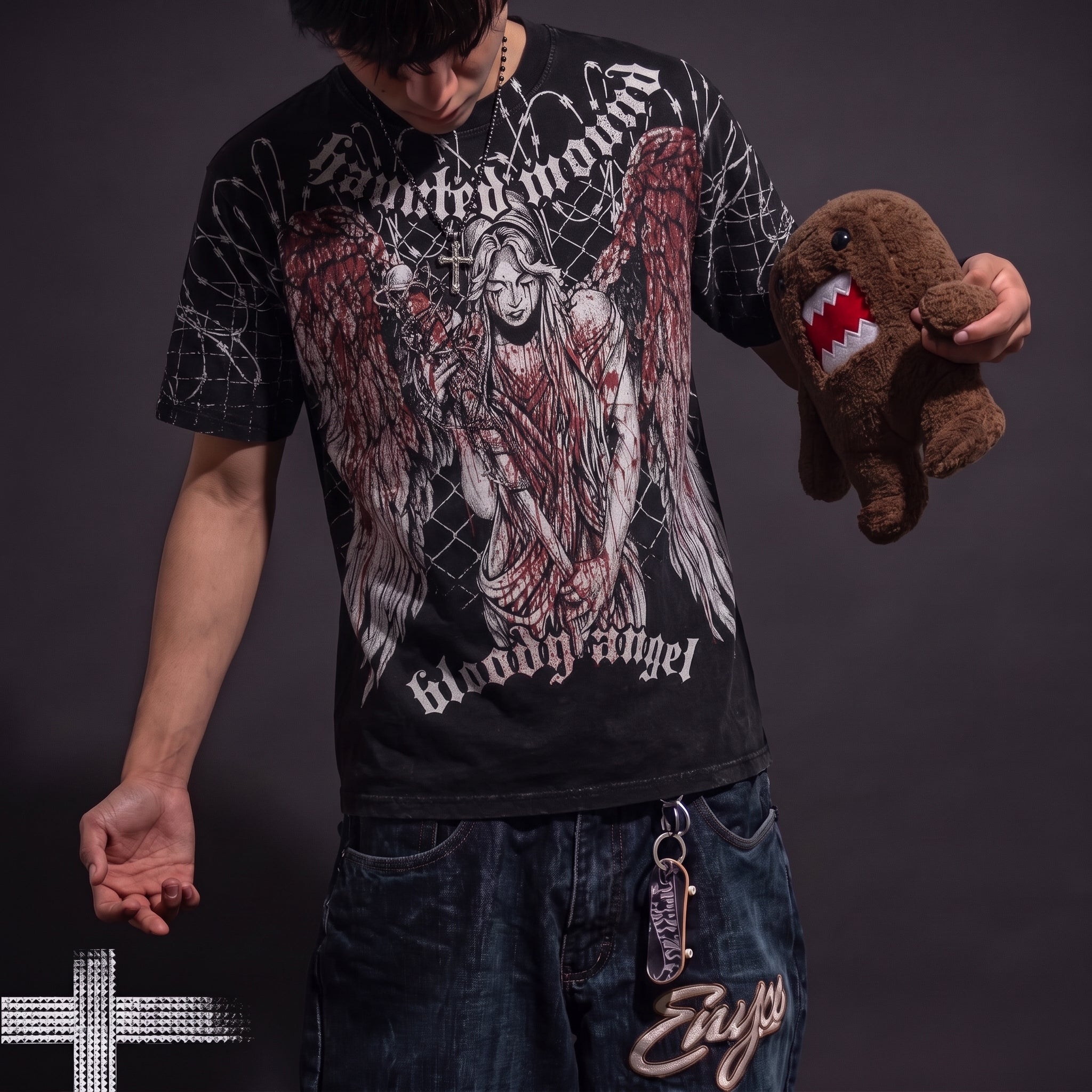 Camiseta Oversized Goth Bloody Angel