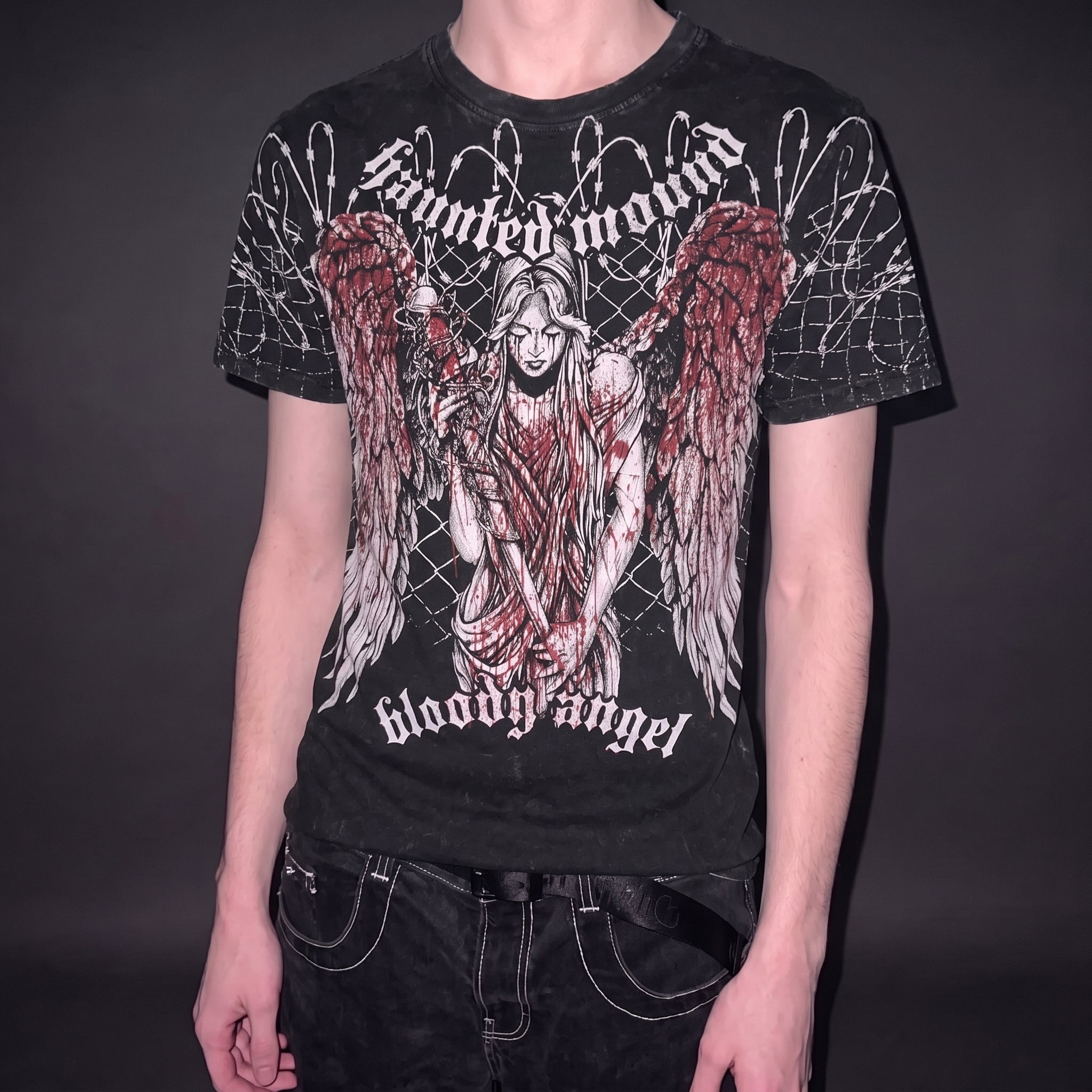 Camiseta Oversized Goth Bloody Angel