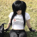 Camiseta Emo Punk Y2K Estampa Satírica "No Smoking"