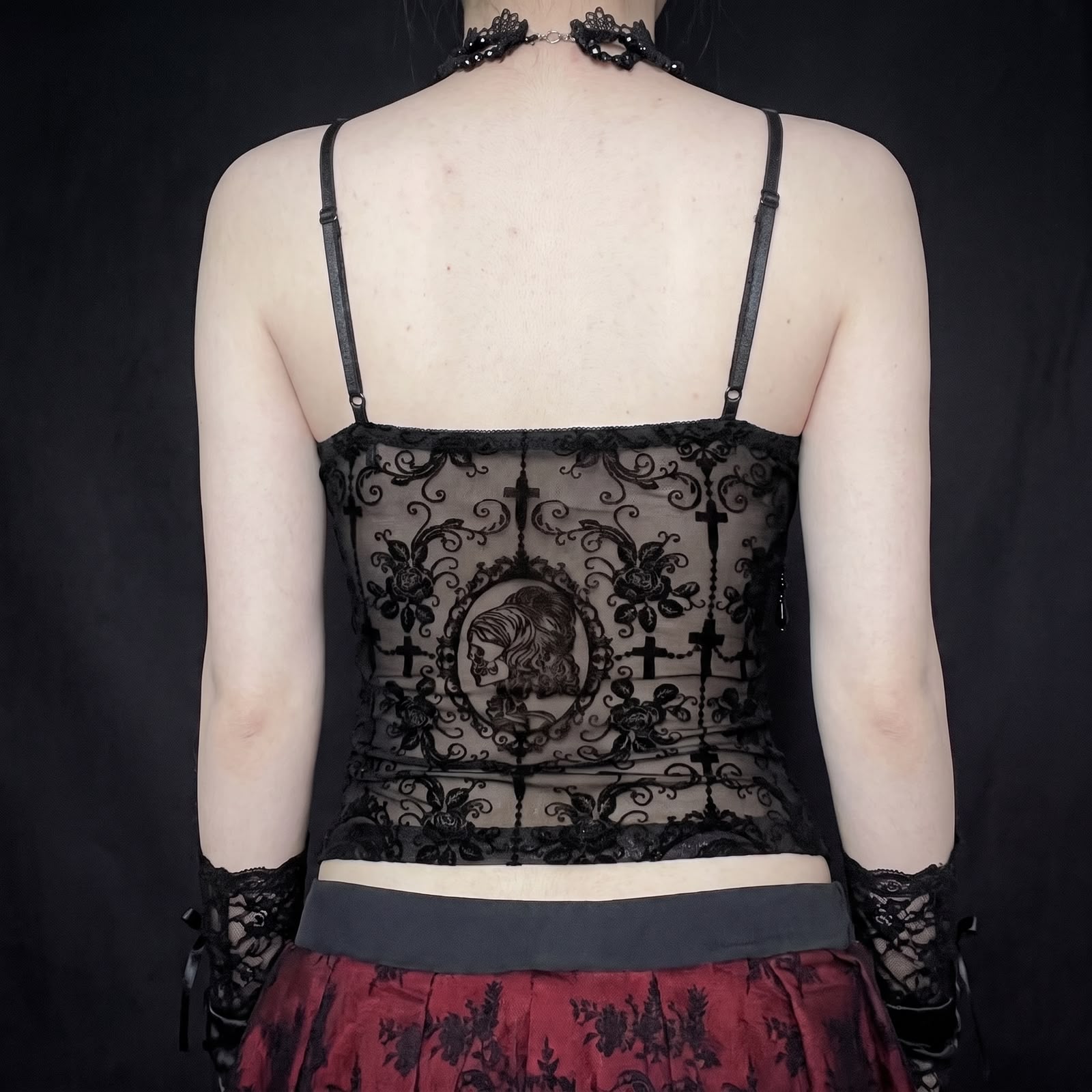 Cropped Gótico de Renda e Malha Y2K Fairycore